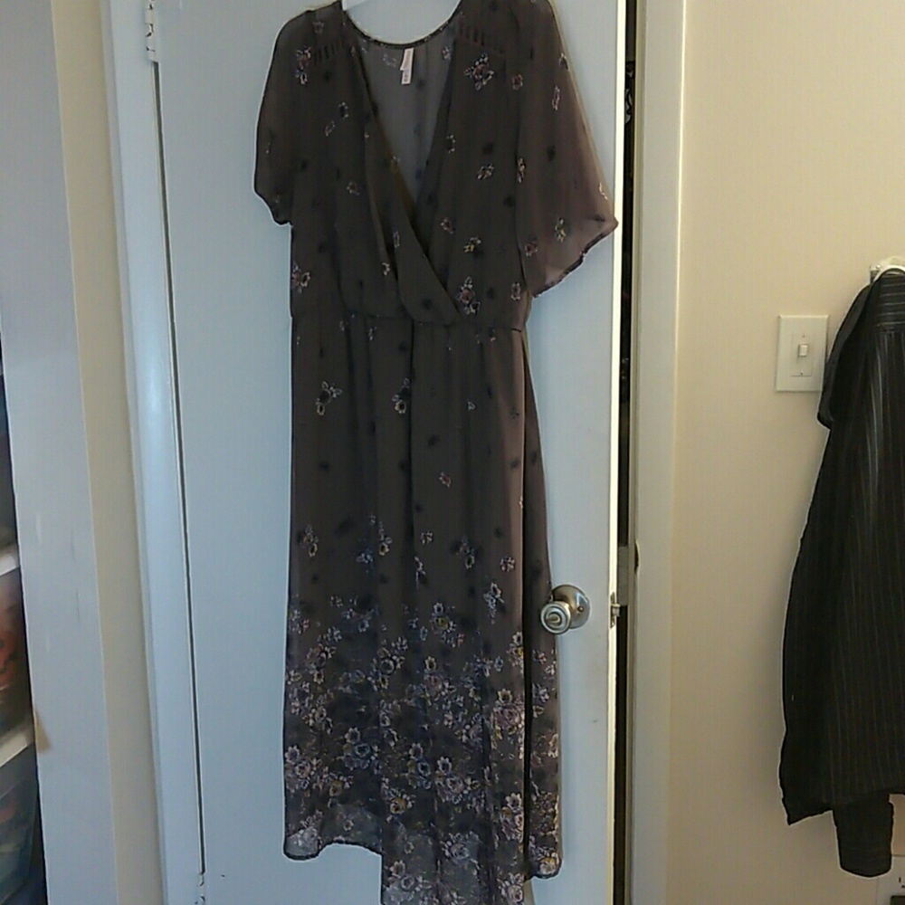 Floral maxi dress